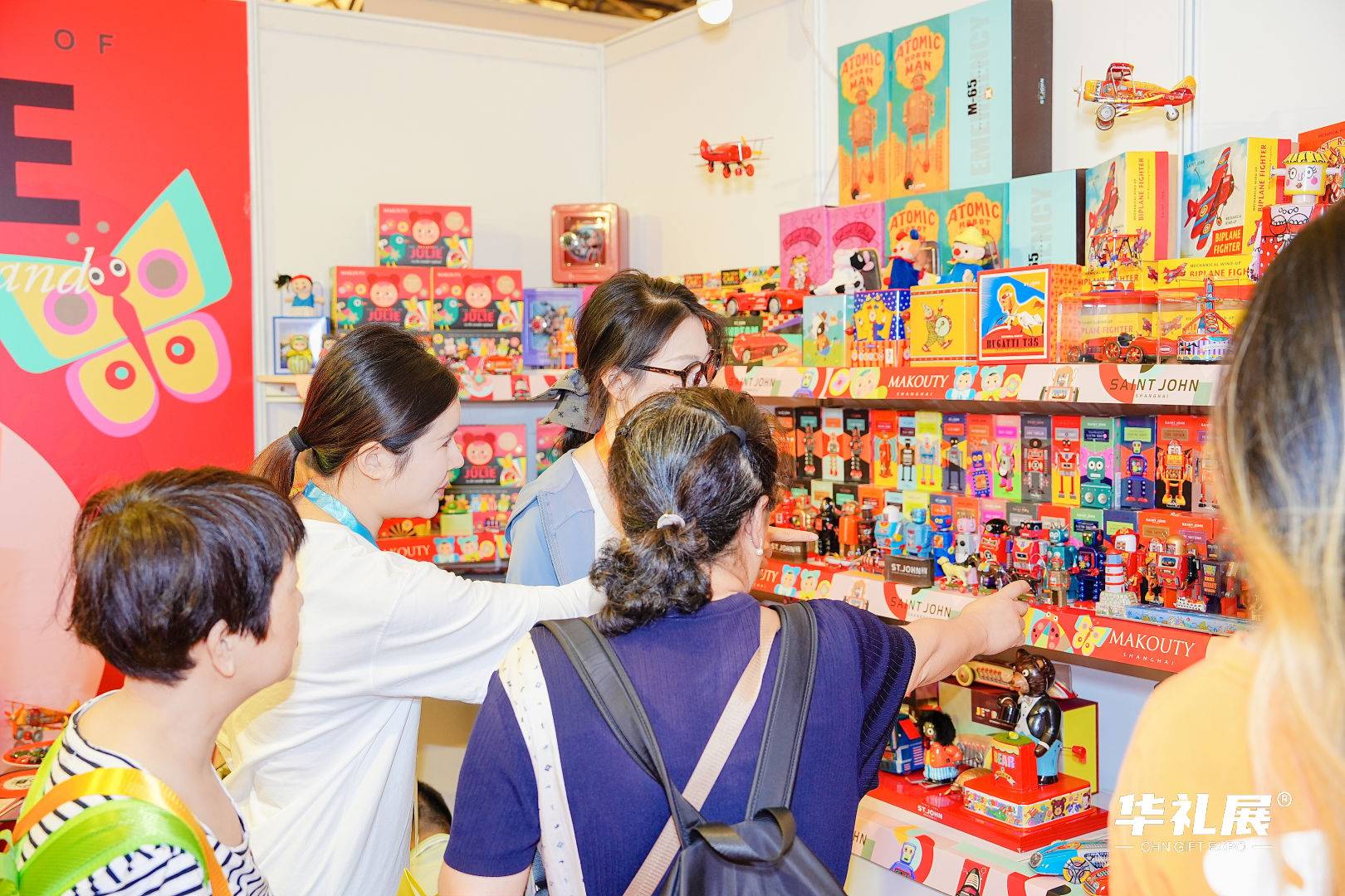 2026上海礼品文创展11月档期蓄势待发：以“摆件”为媒，撬